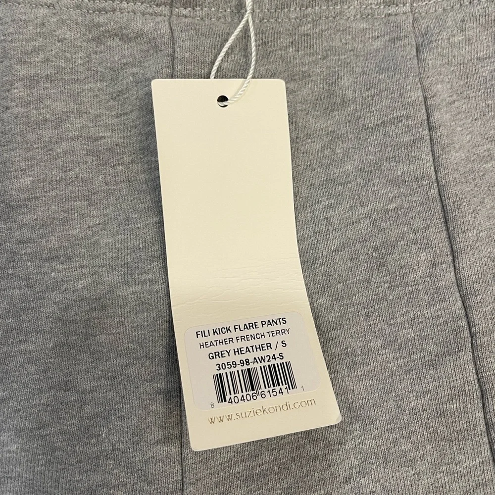 NWT Suzie Kondi Fili Kick Flare Pants. French terry grey size S. Sold out! - Picture 2 of 3